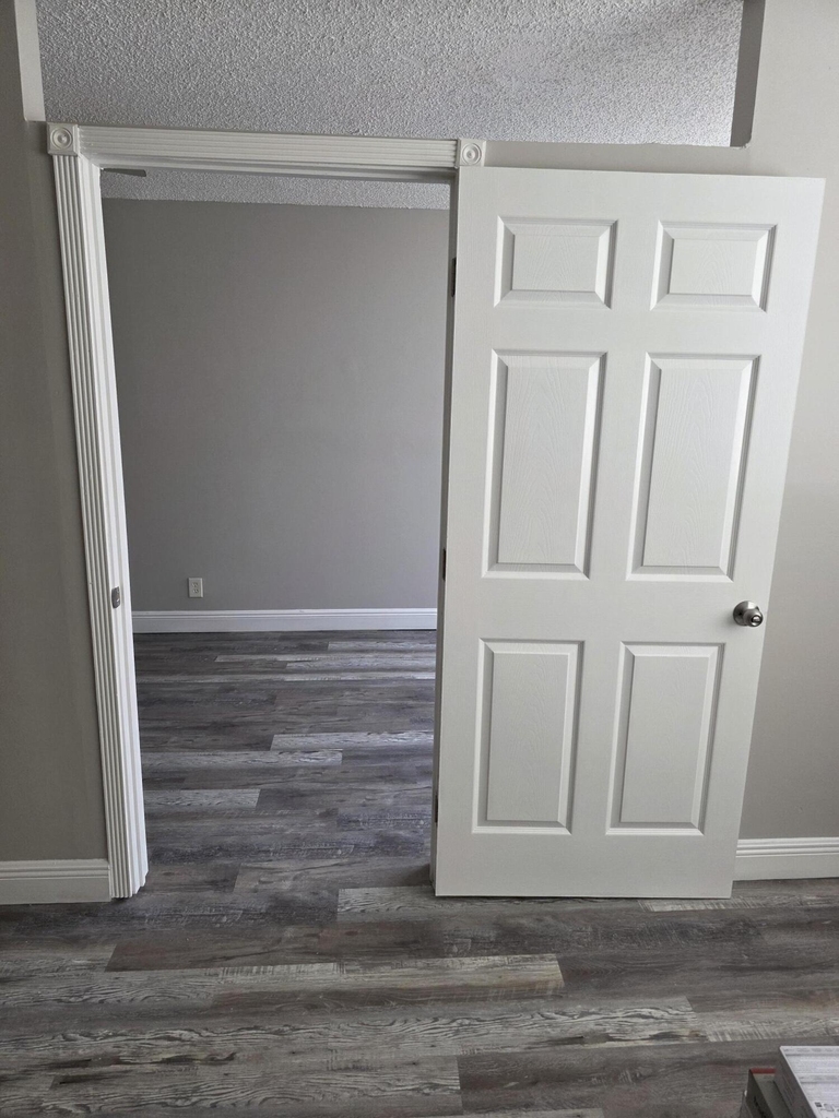 2401 Riverside Drive - Photo 6