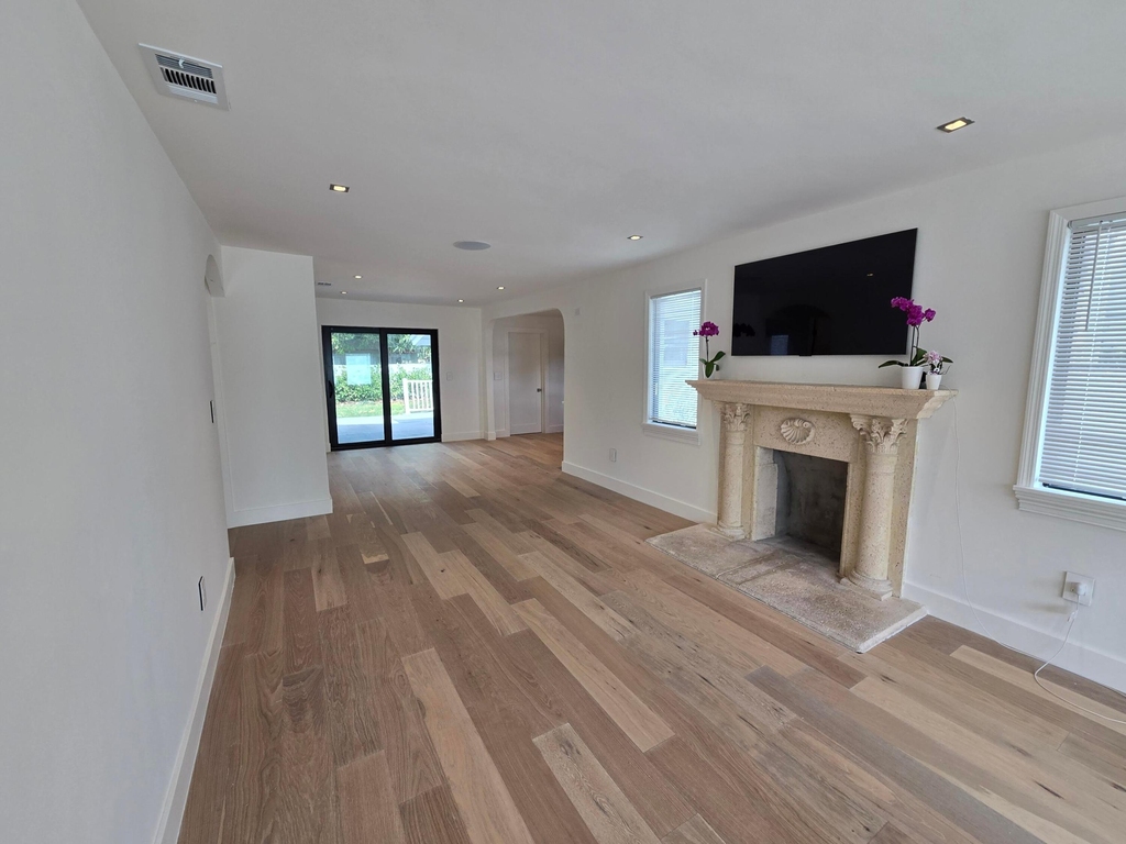 3809 S Olive Avenue - Photo 2