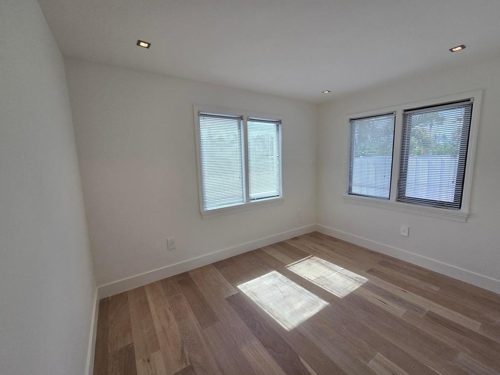 3809 S Olive Avenue - Photo 6