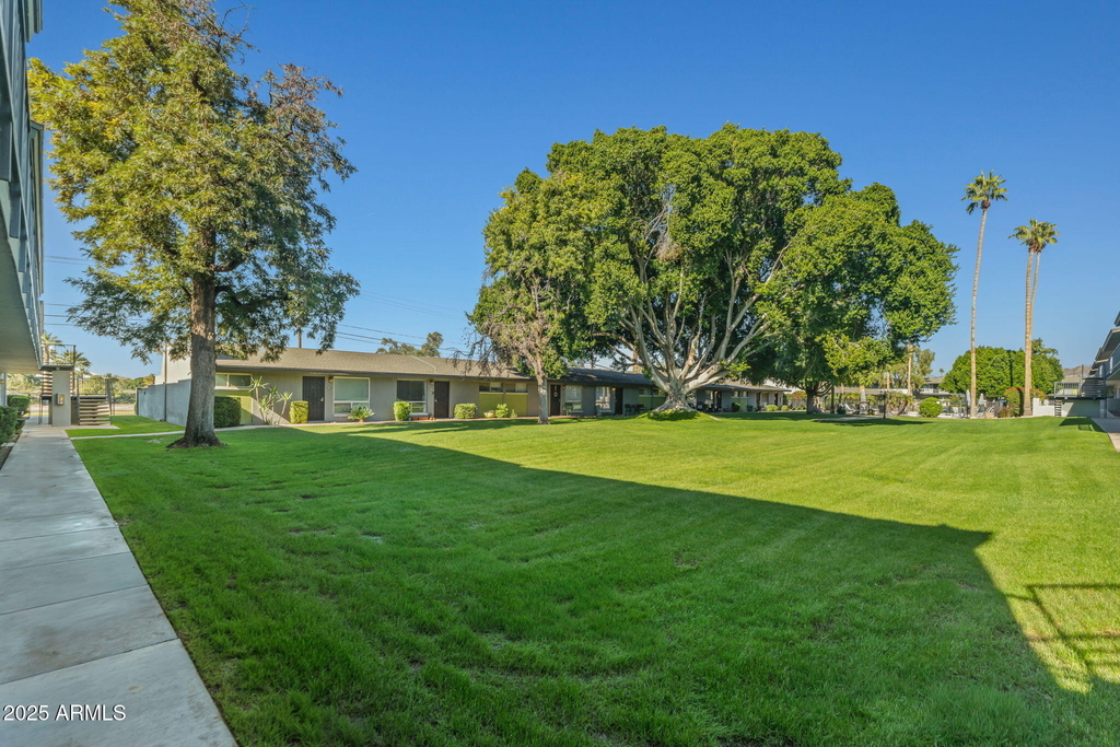 7141 N 16th Street - Photo 64