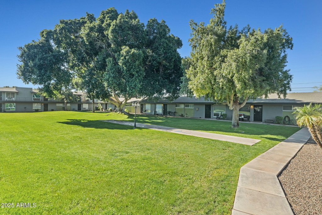 7141 N 16th Street - Photo 59