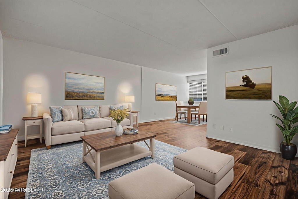 7141 N 16th Street - Photo 4