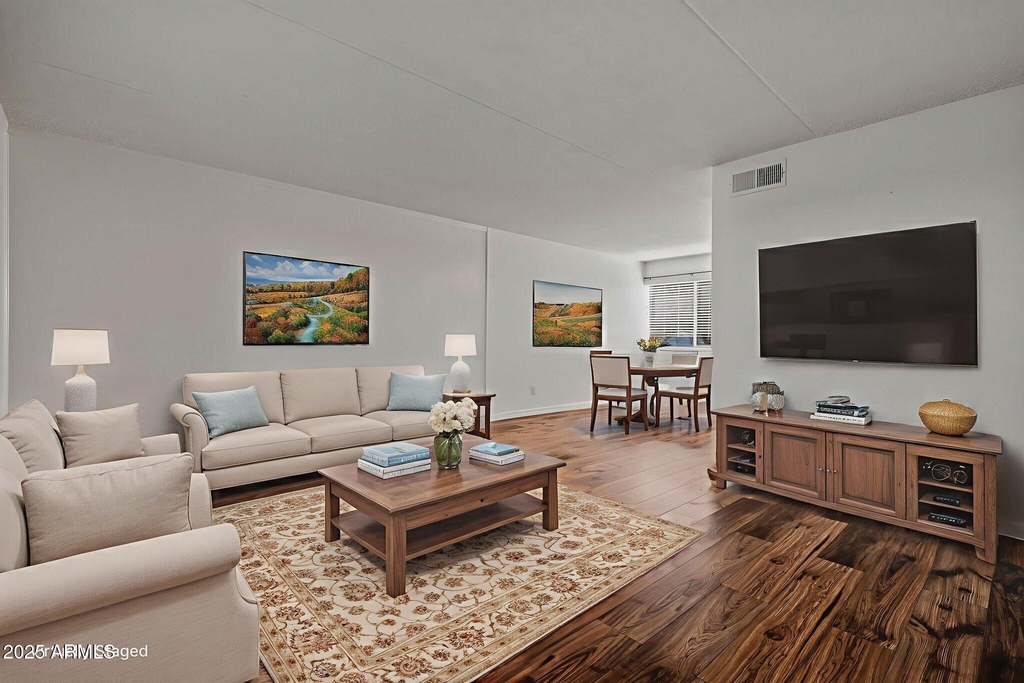7141 N 16th Street - Photo 3