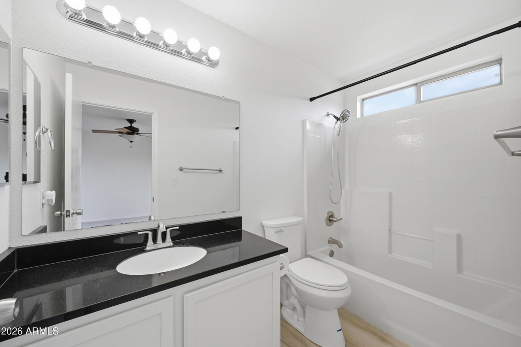 21862 N 40th Place - Photo 12