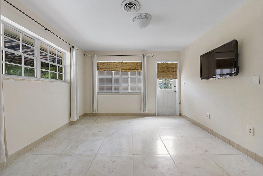 700 Ne 26th Avenue - Photo 31