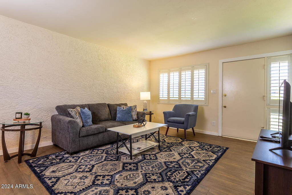 8357 E Thomas Road - Photo 5