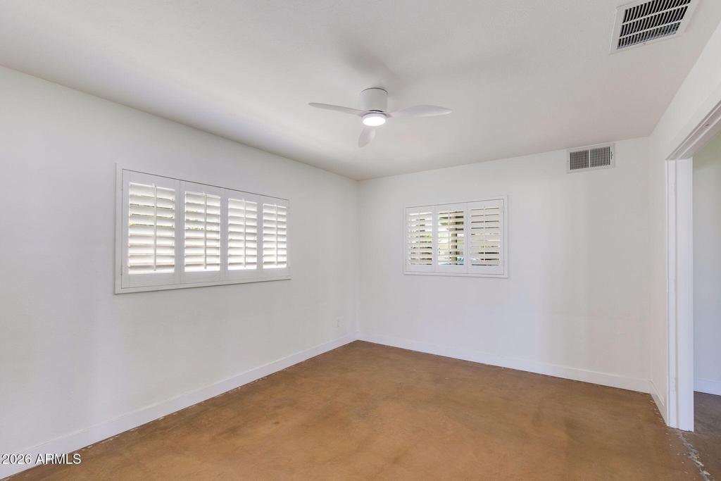 3412 E Turney Avenue - Photo 16