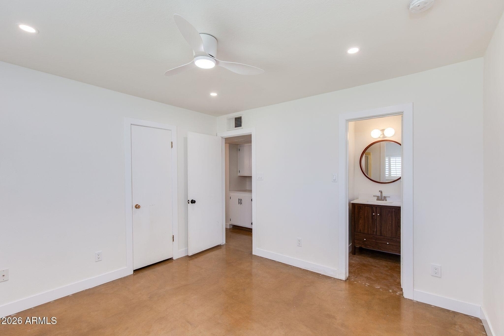 3412 E Turney Avenue - Photo 19