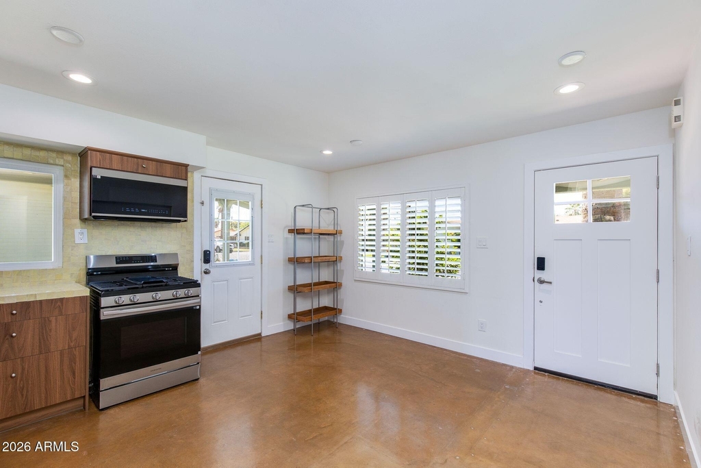 3412 E Turney Avenue - Photo 8