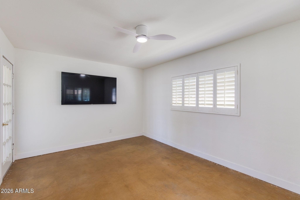 3412 E Turney Avenue - Photo 15