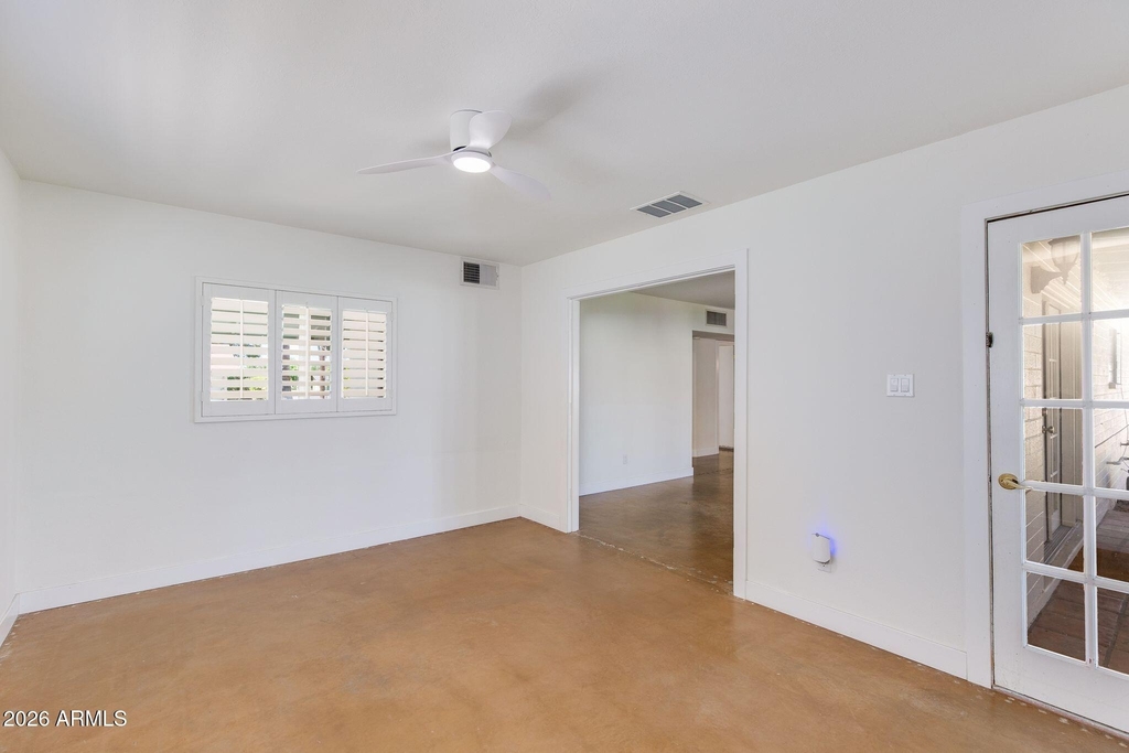 3412 E Turney Avenue - Photo 17