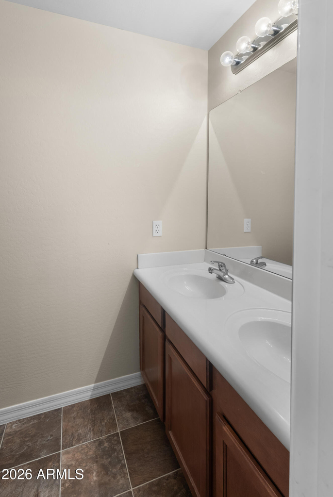 2501 S 255th Drive - Photo 30