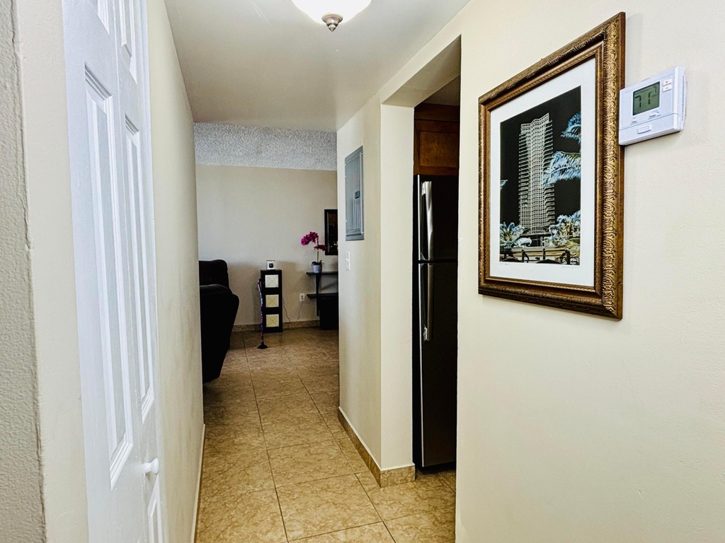 8201 Nw 8th Street - Photo 9