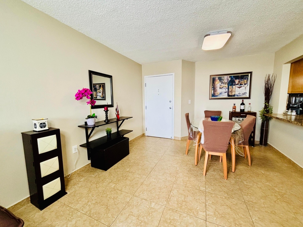 8201 Nw 8th Street - Photo 8