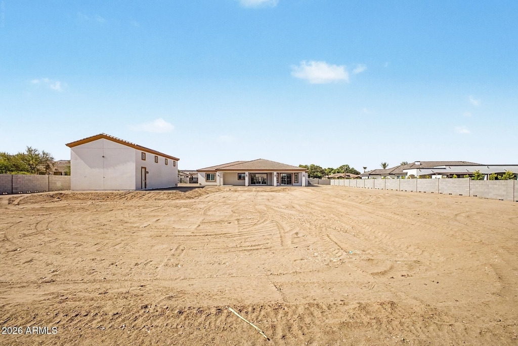 19821 W Whitton Avenue - Photo 56