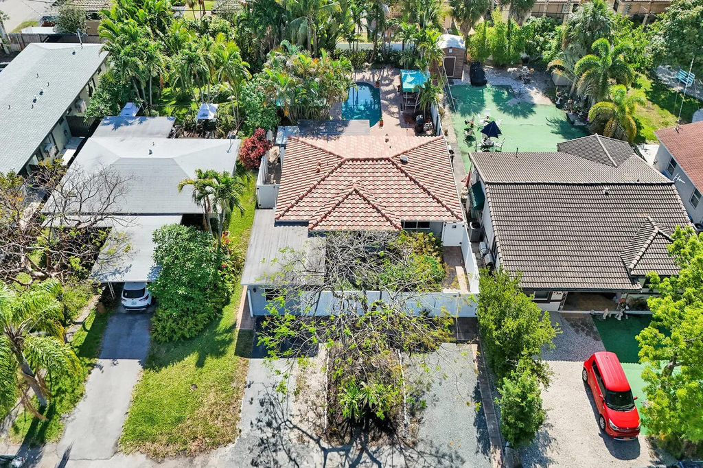 1036 Ne 9th Avenue - Photo 37