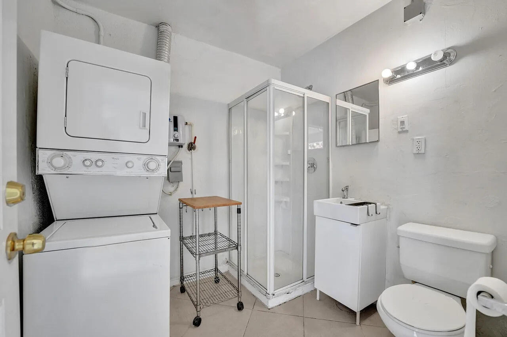 1036 Ne 9th Avenue - Photo 27