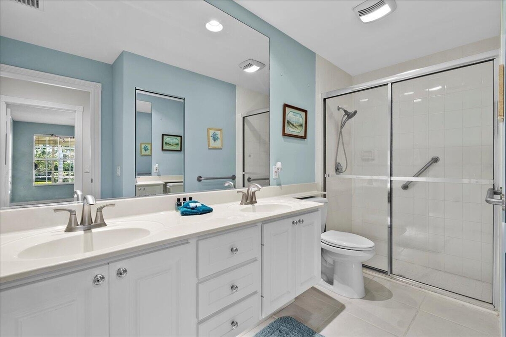 3277 Se Glacier Terrace - Photo 10