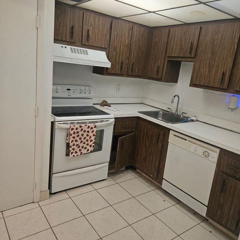 4174 Inverrary Drive - Photo 2
