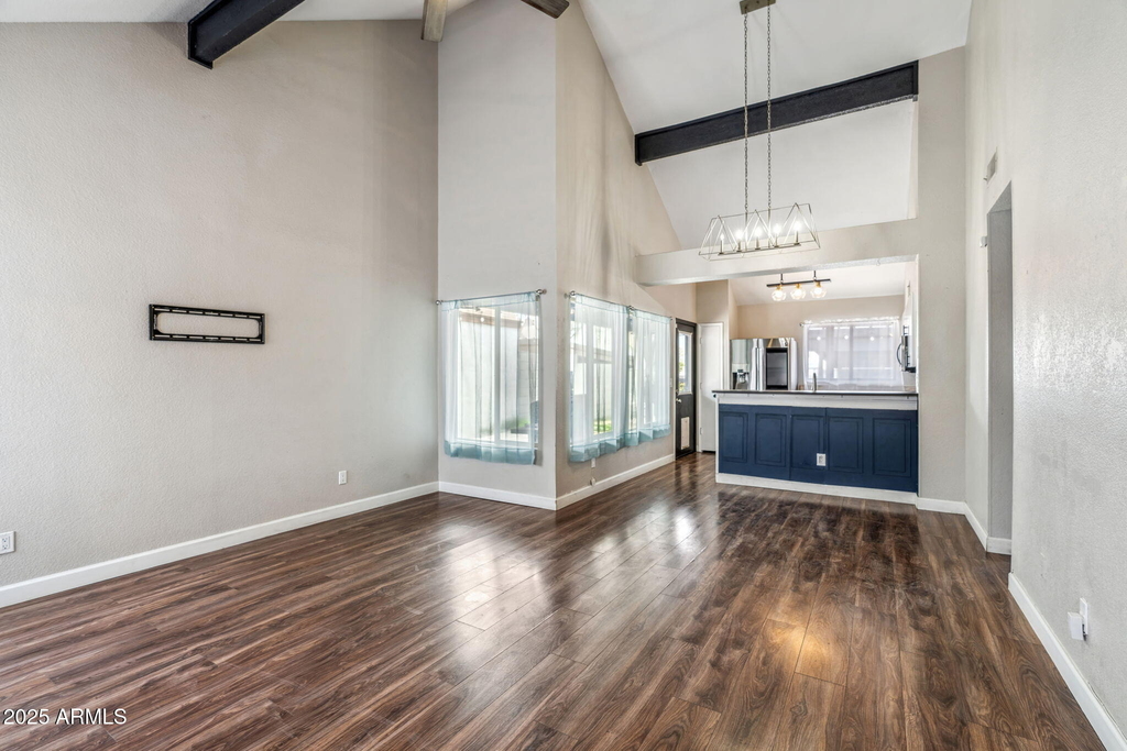 2129 W Rose Garden Lane - Photo 6