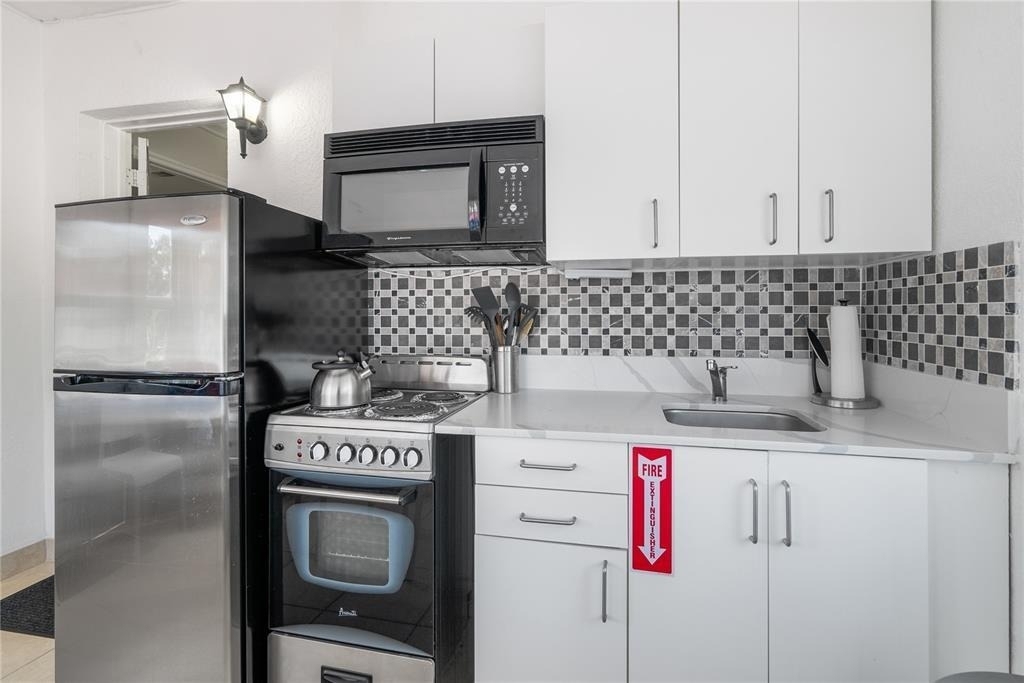2625 Ne 13th Court - Photo 5