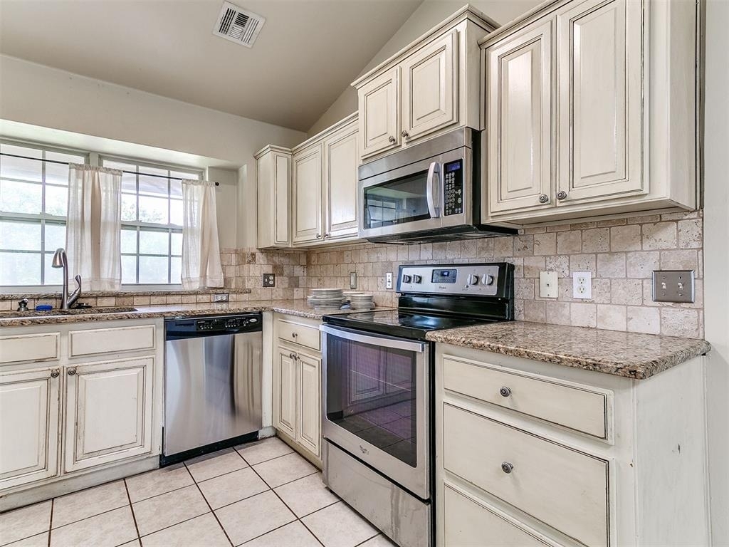 18100 Calle Way - Photo 11