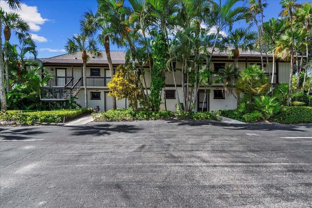 13334 Polo Club Road - Photo 12