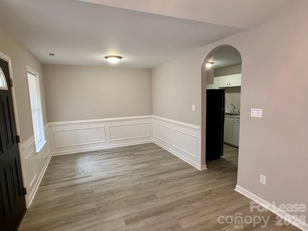 1918 W Fifth Avenue - Photo 3