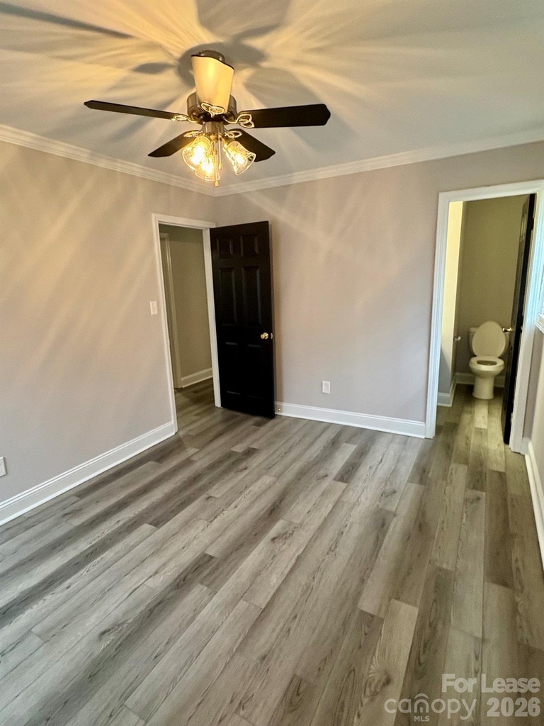 803 Robinson Road - Photo 3