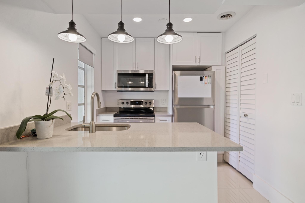 410 Se 13th Street - Photo 3
