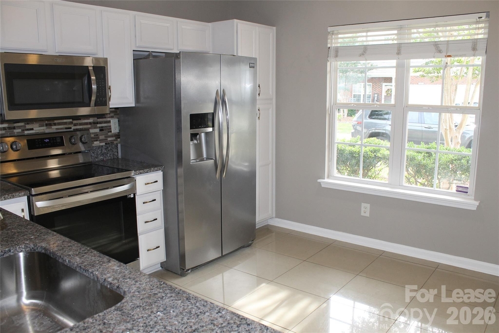 108 Azteca Drive - Photo 5