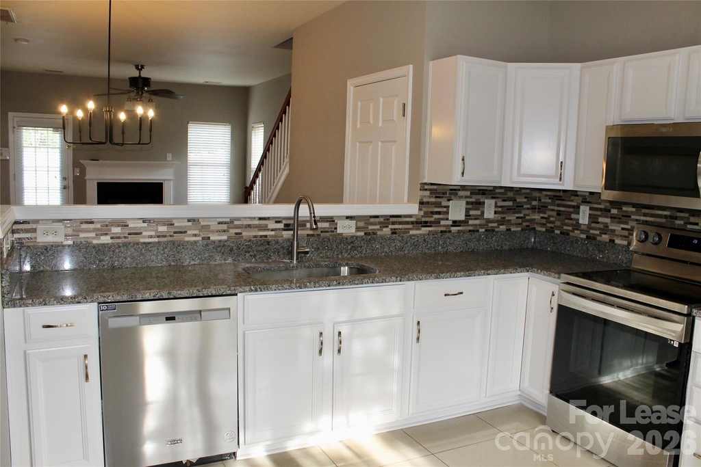 108 Azteca Drive - Photo 3