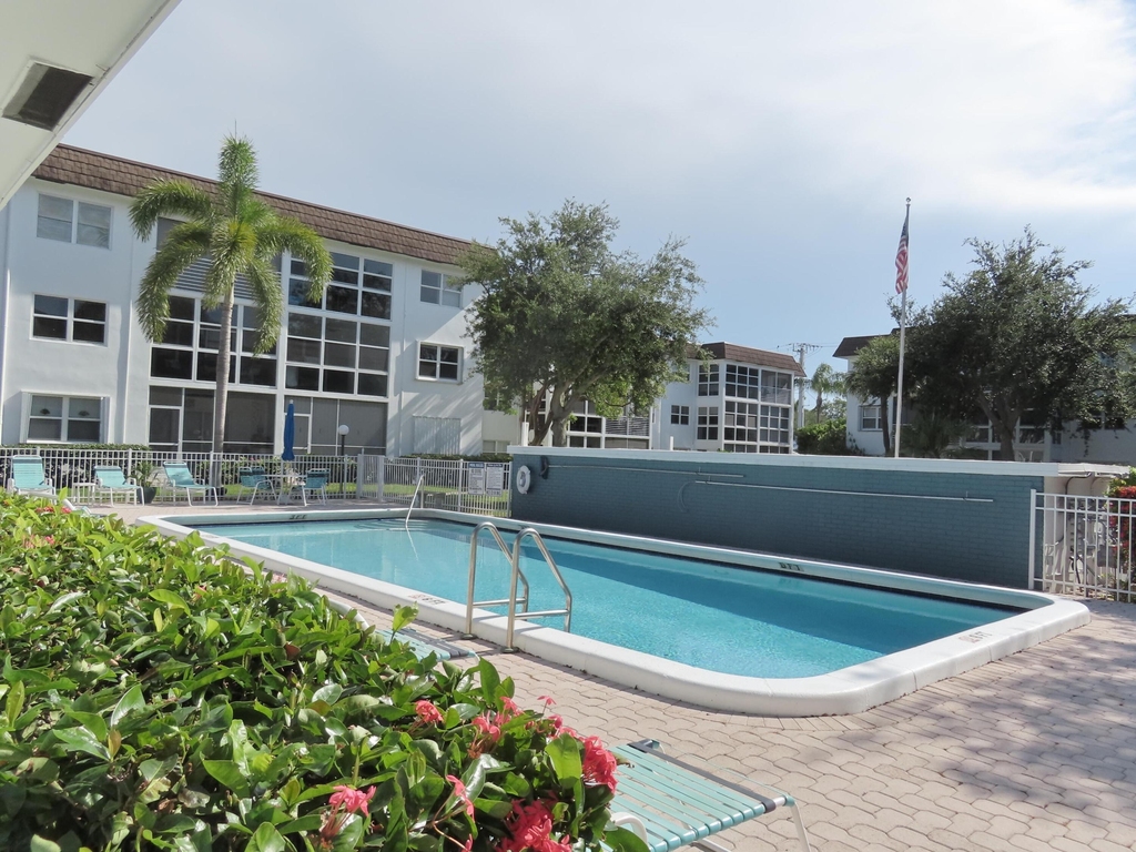 1501 S Ocean Boulevard - Photo 0