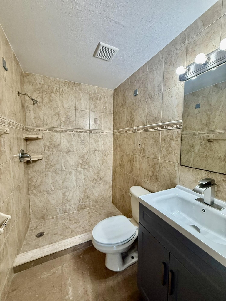 2050 Oleander Boulevard - Photo 9