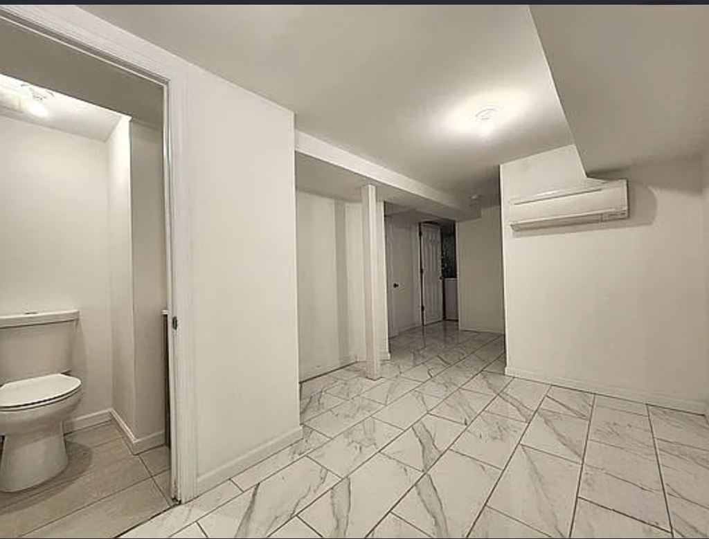 32 Woodbine Street - Photo 3