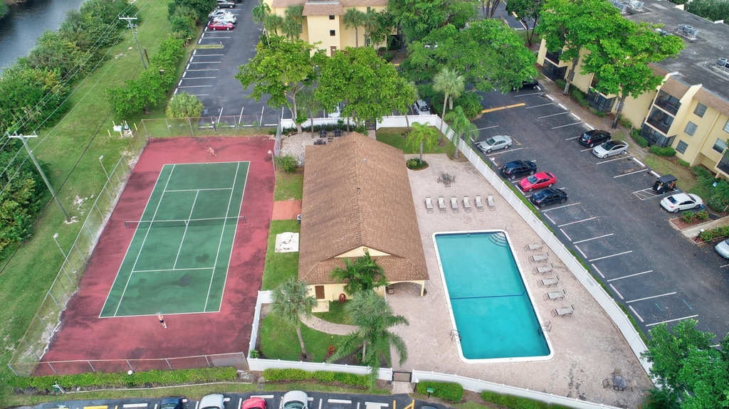 460 Nw 20th Street - Photo 21