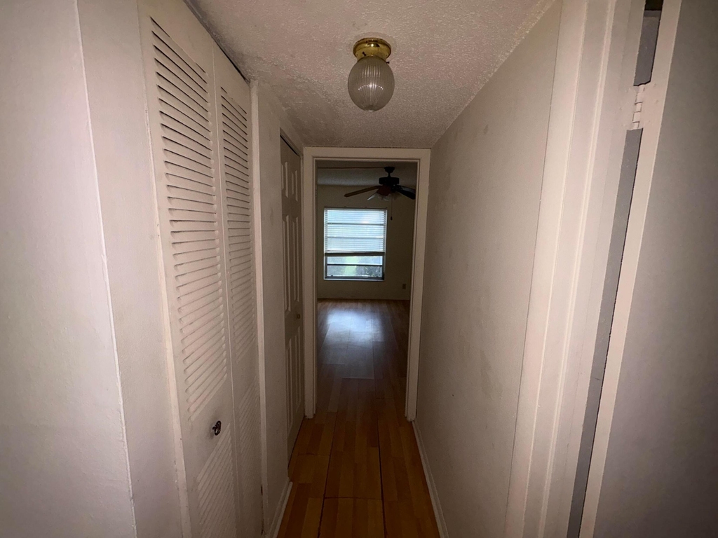 460 Nw 20th Street - Photo 10
