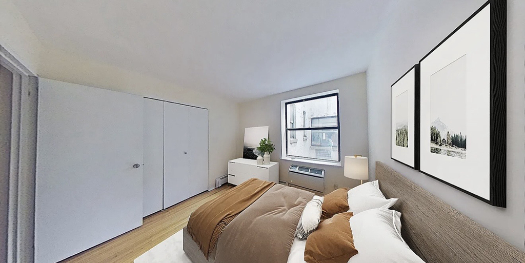 366 West 52nd Street - Photo 3