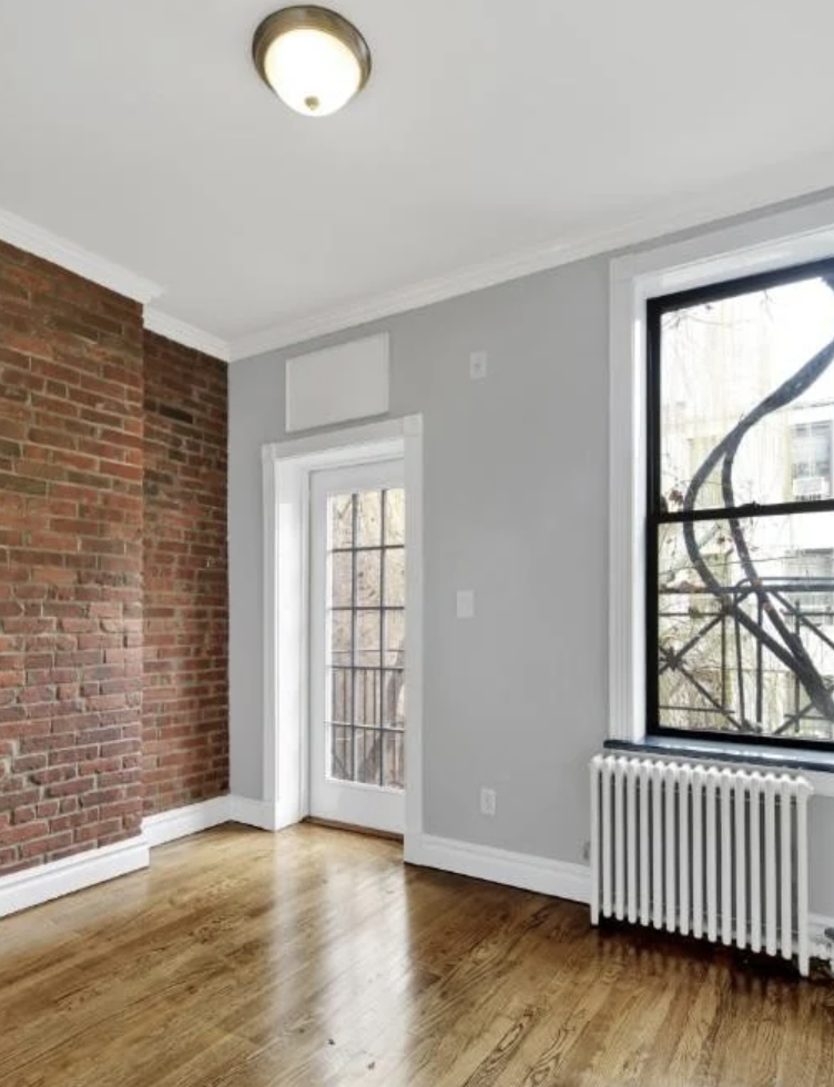 252 Mott Street - Photo 2