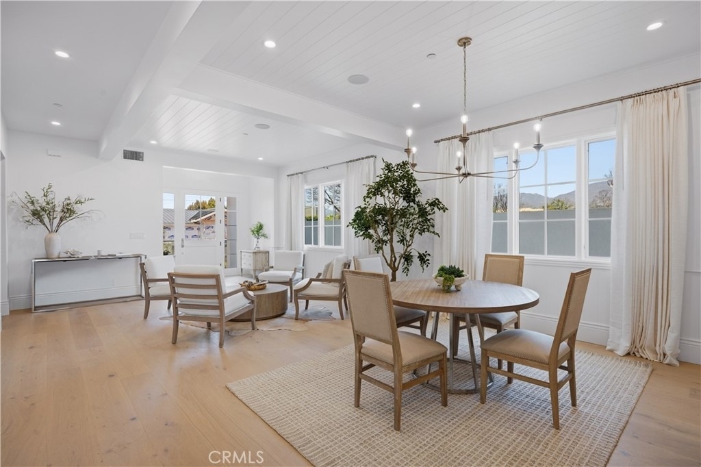 858 Fiske - Photo 2