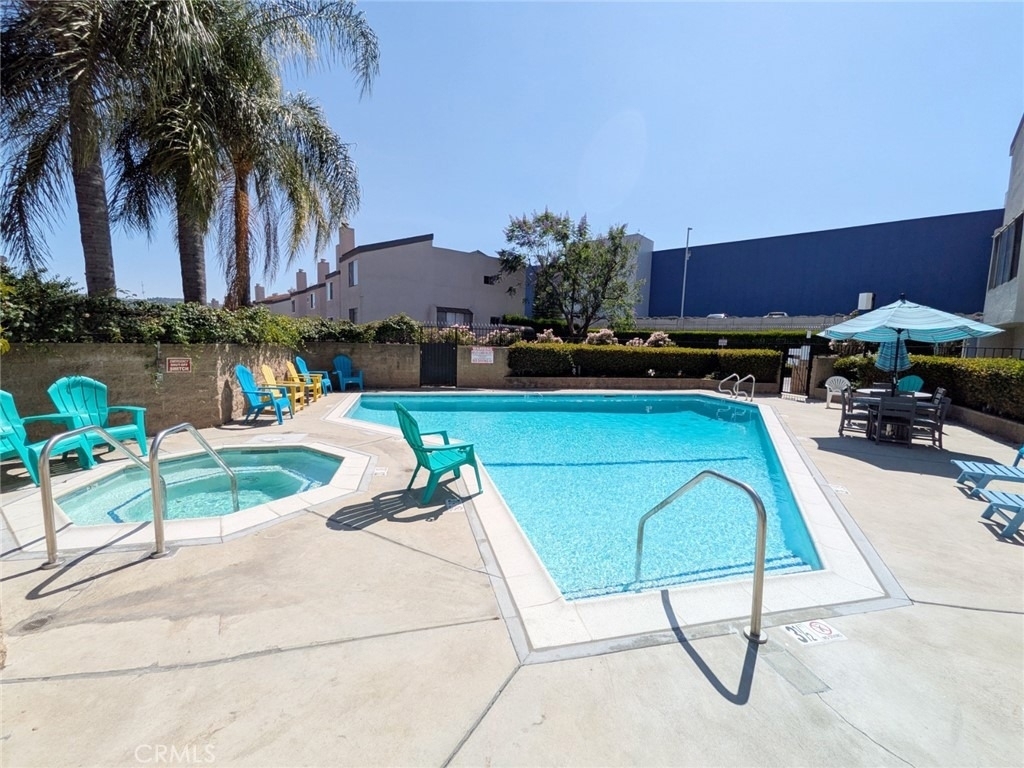 660 E Workman Street - Photo 39