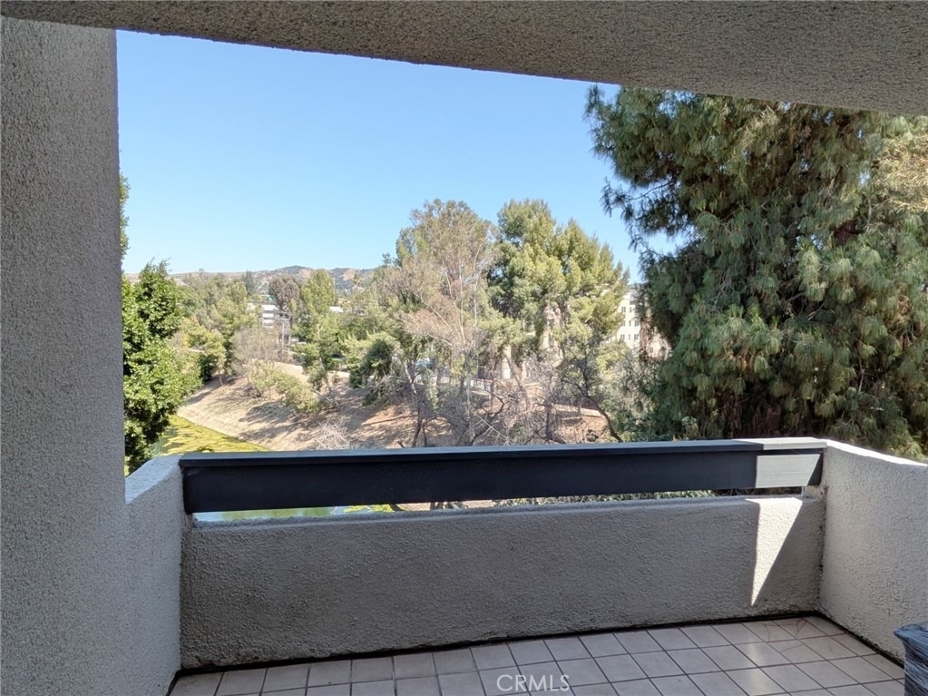 660 E Workman Street - Photo 14