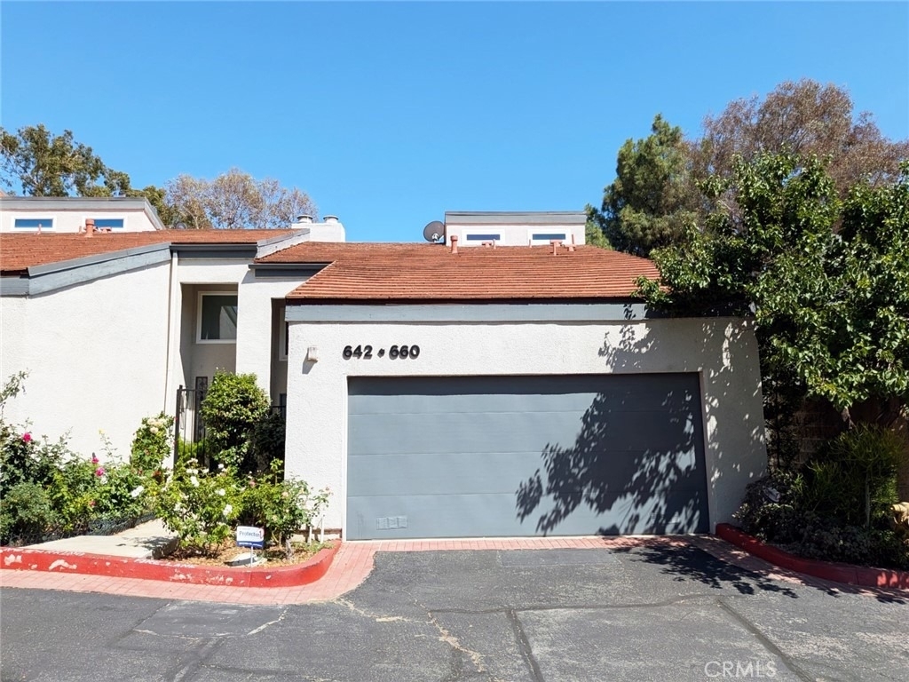 660 E Workman Street - Photo 0