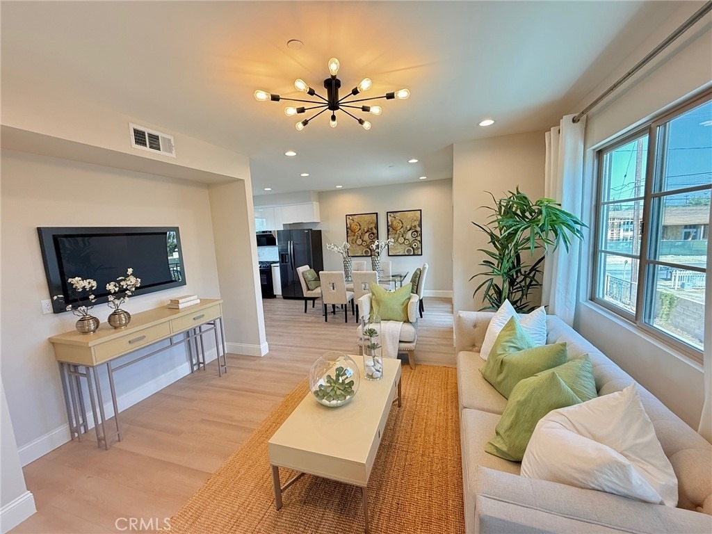 4437 Stewart - Photo 5