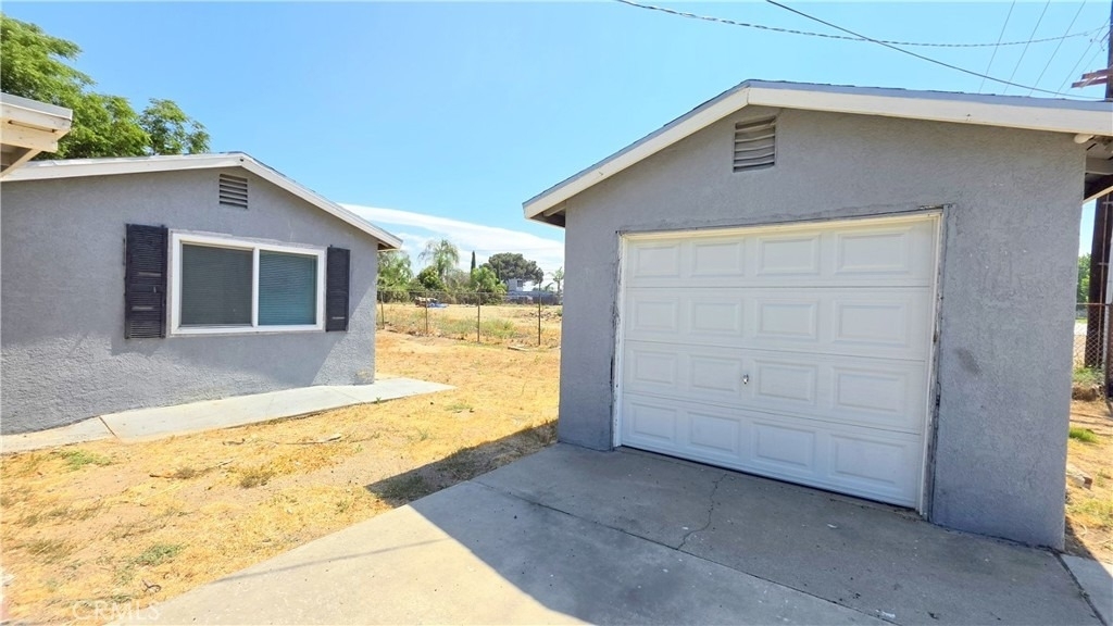13666 Arrow Boulevard - Photo 19