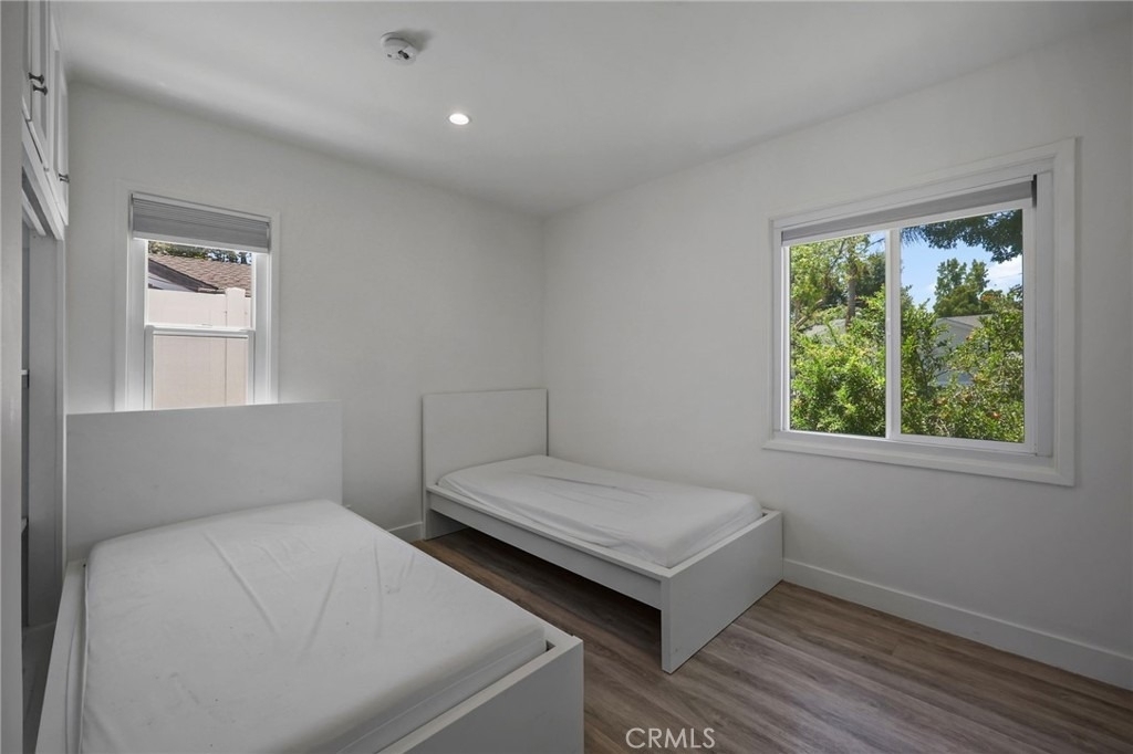 18015 Collins - Photo 11