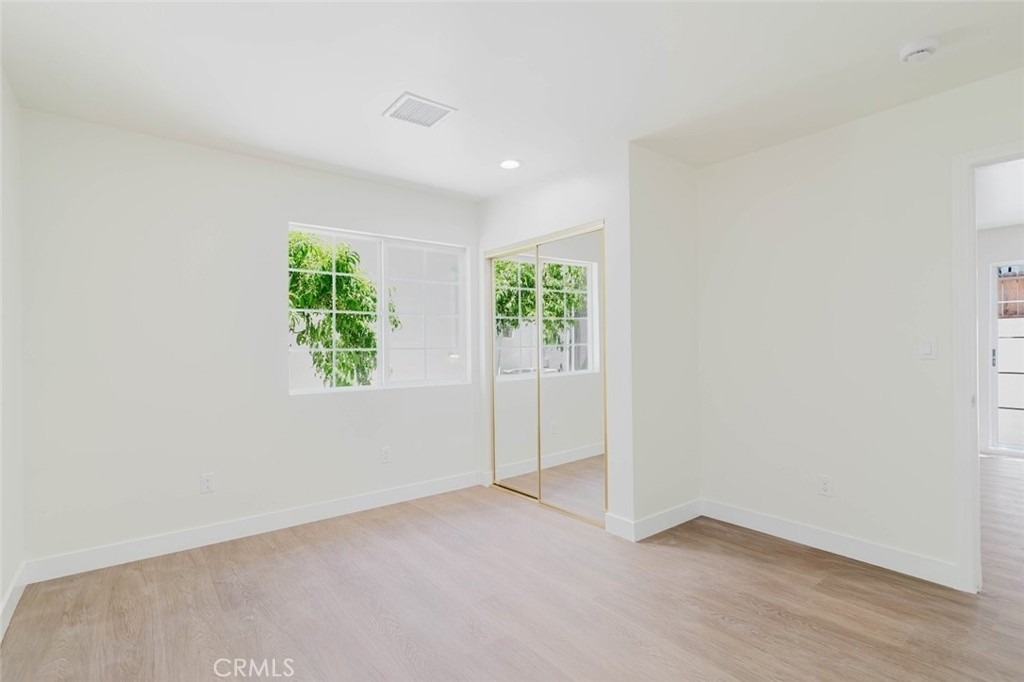 17906 Califa Street - Photo 7