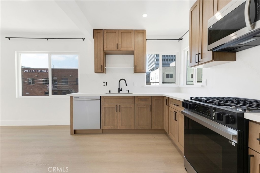 6300 Orange Street - Photo 9