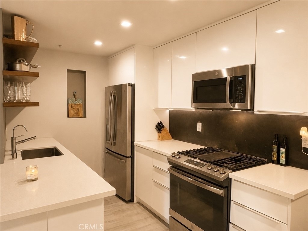 7320 Hawthorn - Photo 7