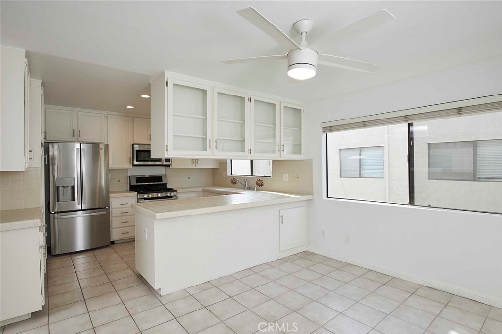 6121 Shoup Avenue - Photo 13